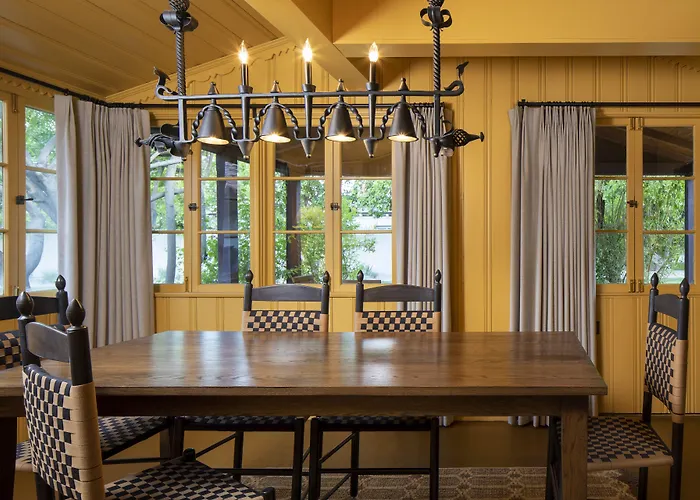 Casa Cody
